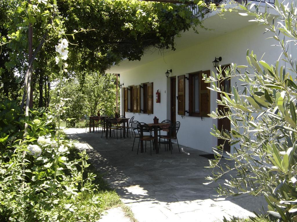 Petrouda'S Apartments Samothraki Luaran gambar