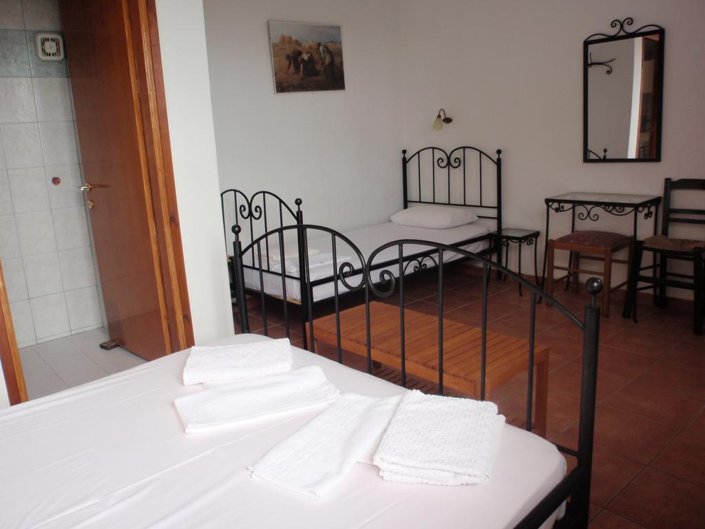 Petrouda'S Apartments Samothraki Luaran gambar